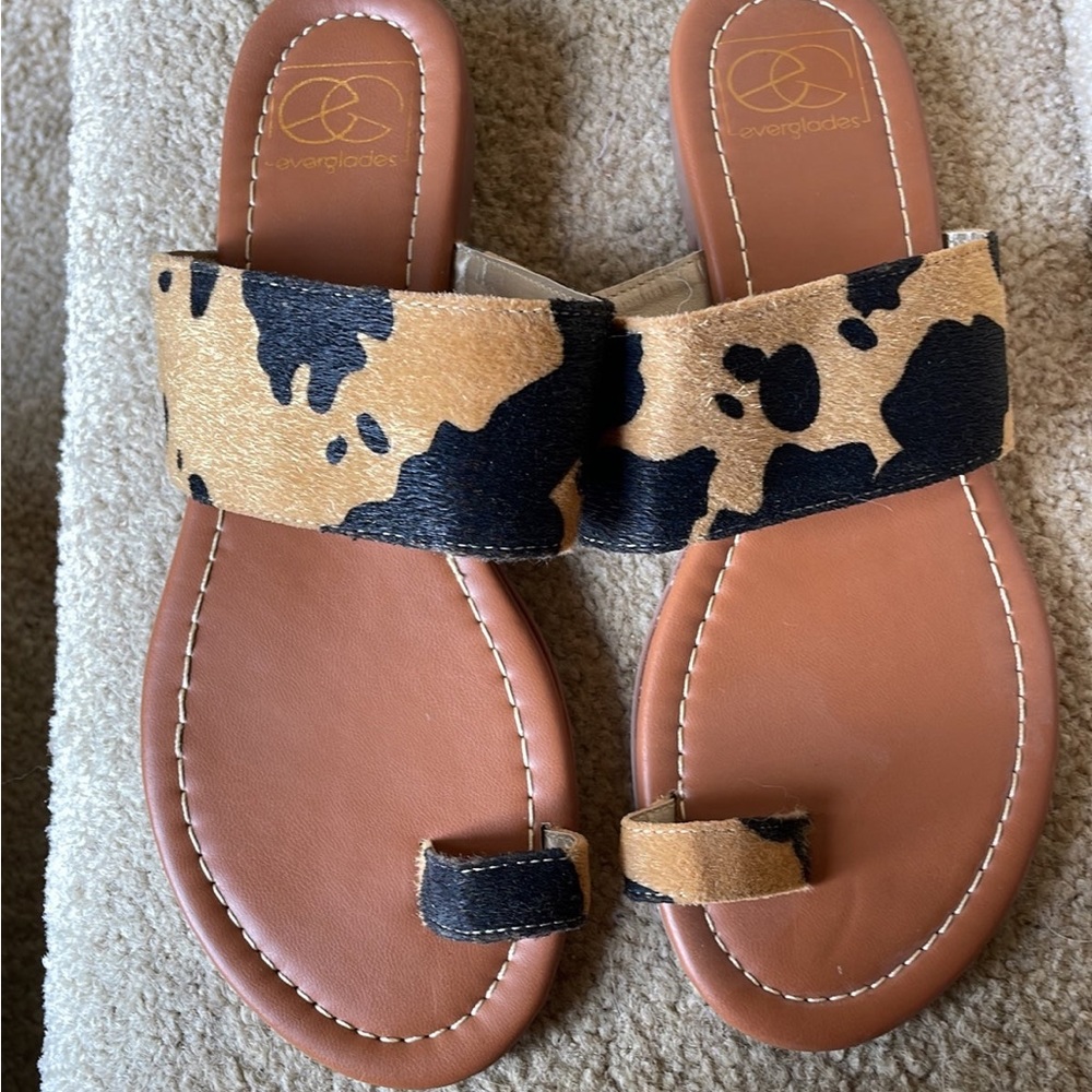 Everglades cowprint sandals